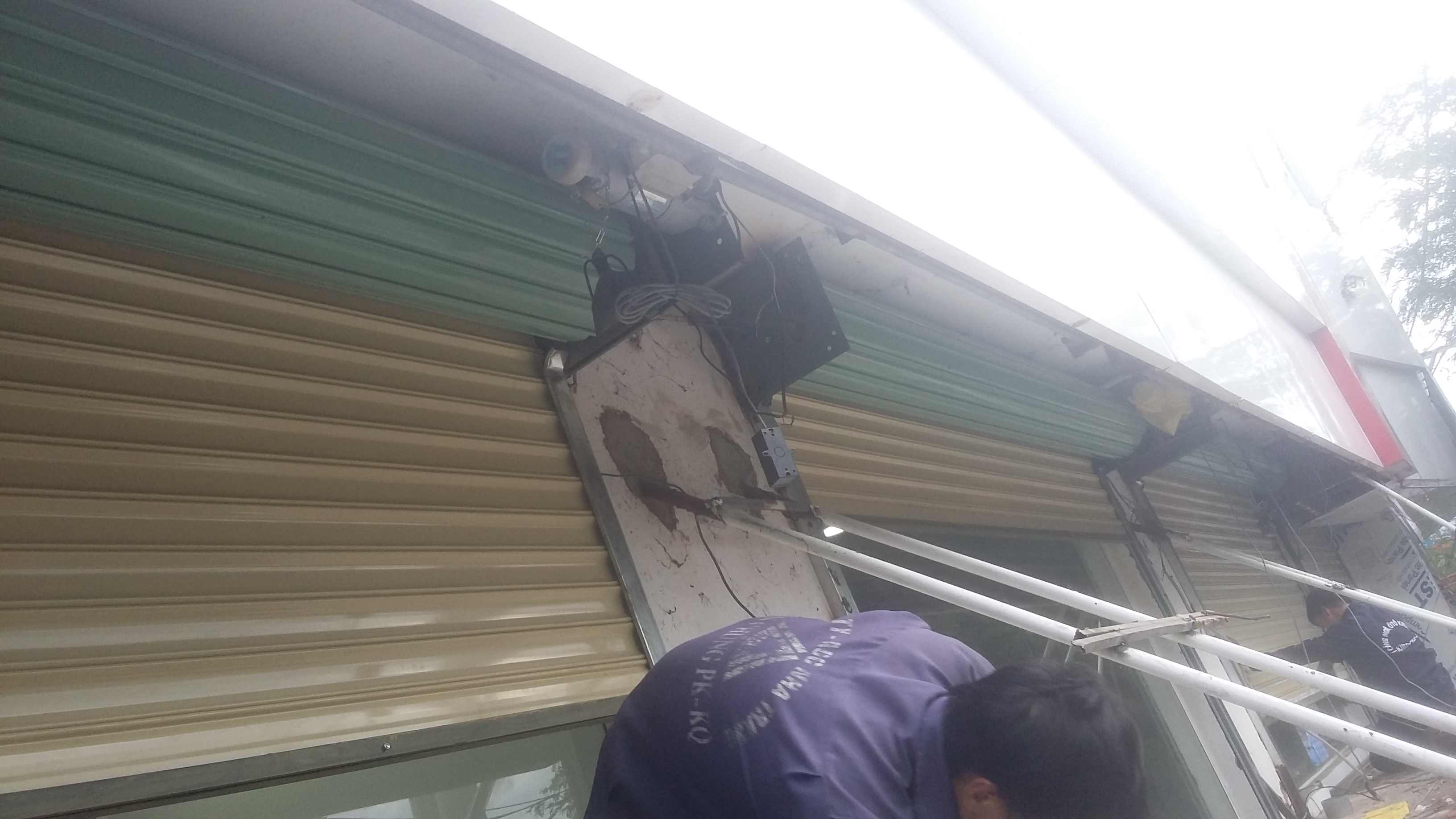 sửa chữa cửa cuốn quận 9