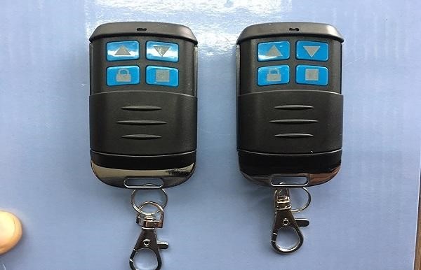 cách làm chìa khóa cửa cuốn