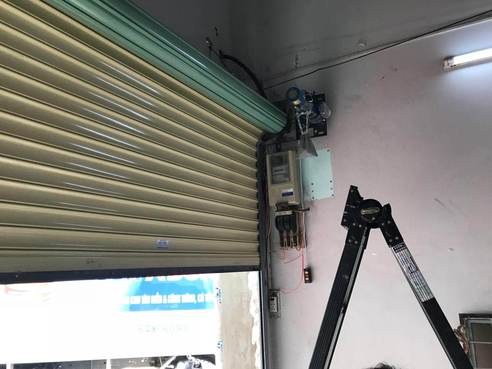 cách lắp cửa cuốn đài loan