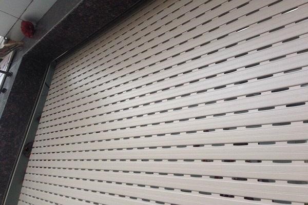 cửa cuốn Đức Khải Đức Thành