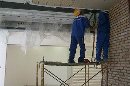 cửa cuốn có tốn điện không